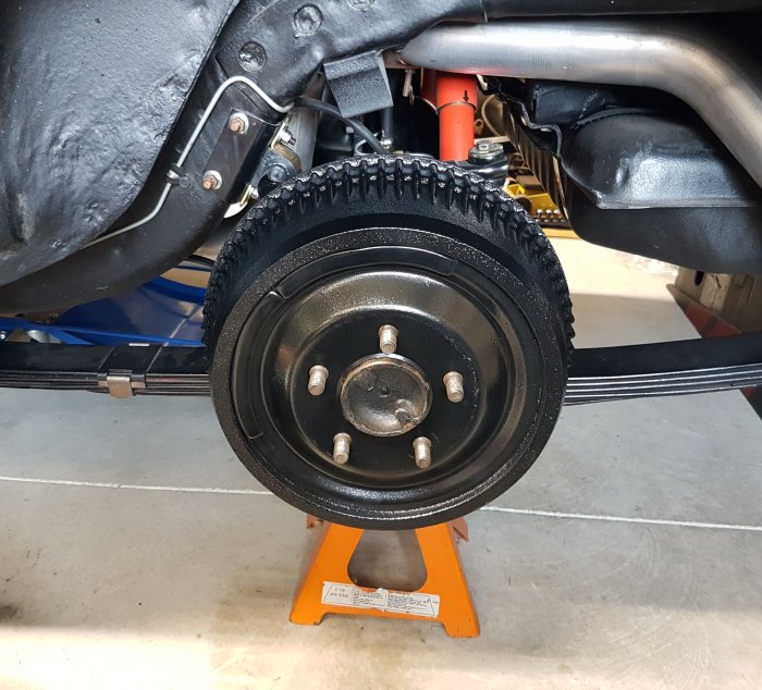 mopar_brake_drum.jpg