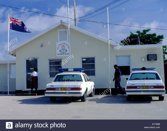 police-station-and-cars-cayman-brac-cayman-islands-cayman-islands-A1TA6B.png