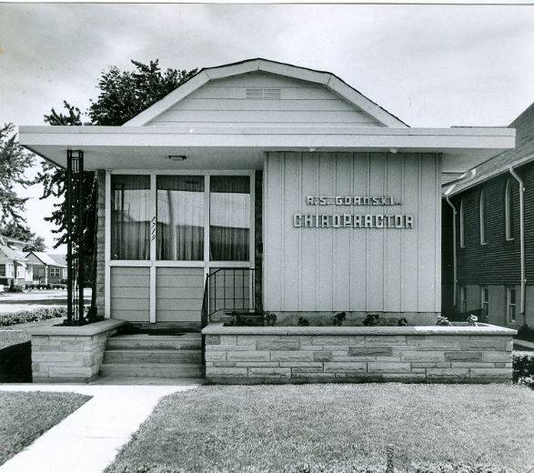 1719 Dundas.jpg