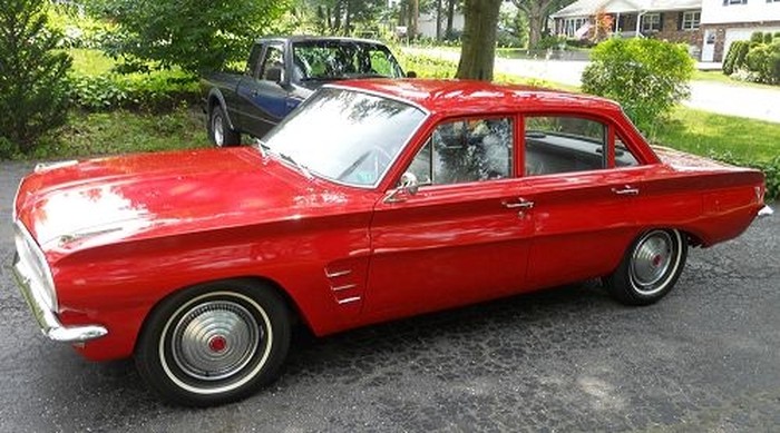 1961PontiacTempest_01_700.jpg
