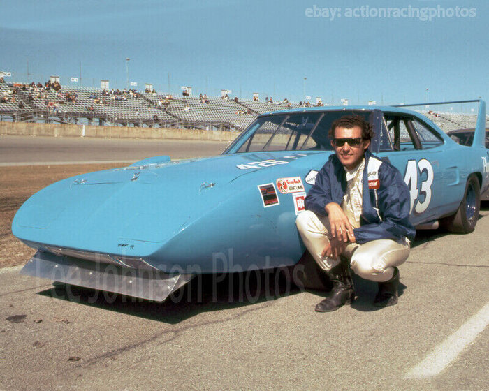 1970 PLYMOUTH SUPERBIRD NASCAR #43  RICHARD PETTY   DAYTONA.jpg