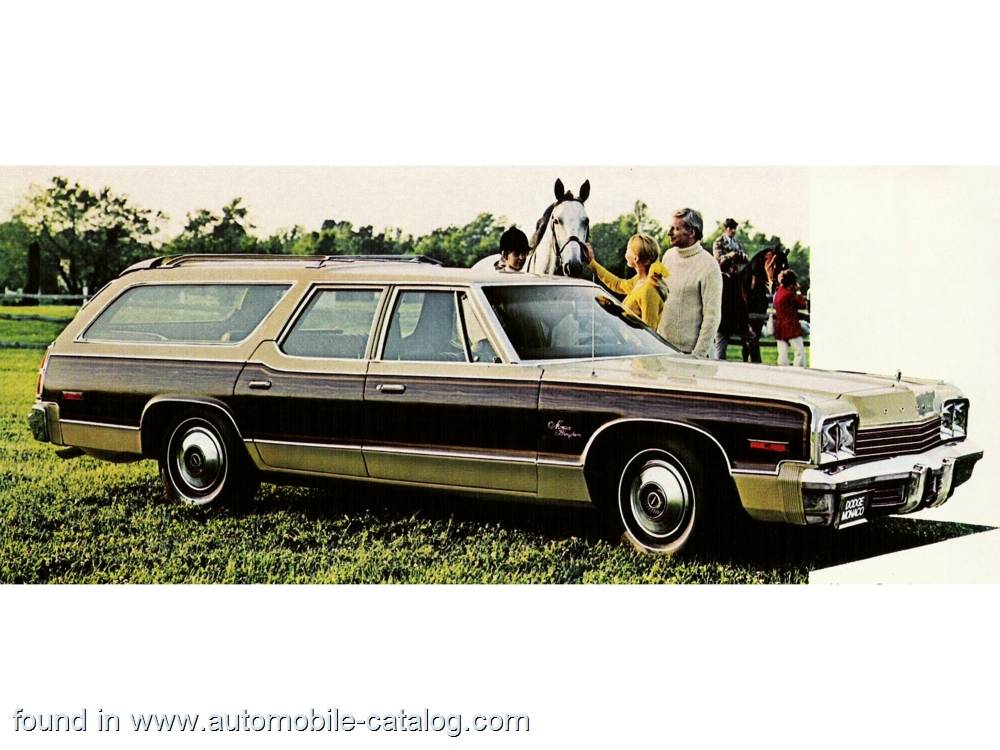 1974-dodge-monaco-brougham-wagon.jpg
