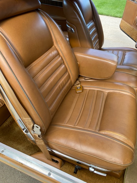 1976 Plymouth Volare Pic2 (002).jpg