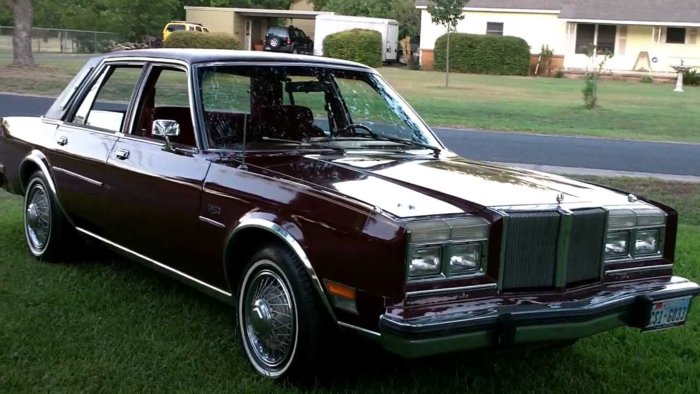 1980 Lebaron.jpg