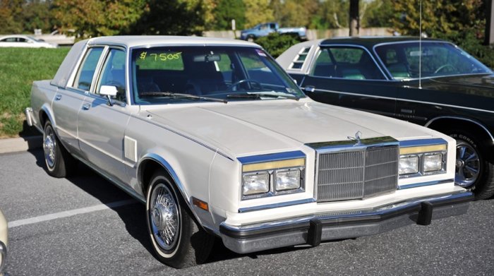 1983 Fifth Ave.jpg