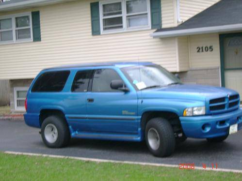1999 ramcharger.jpg