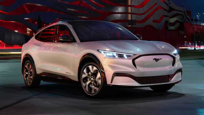 2020-ford-mustang-mach-e.jpg