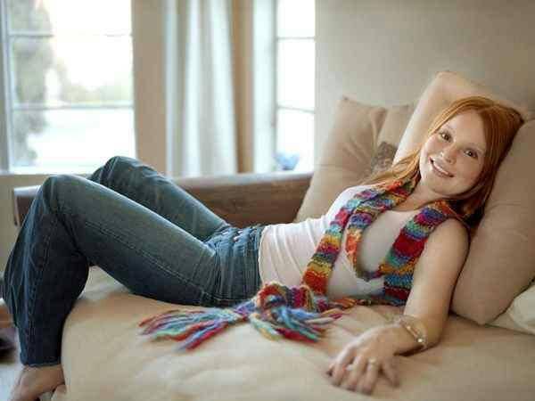 600full-lauren-ambrose-1.jpg