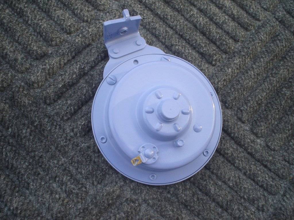 71-74 RR Horn a.jpg