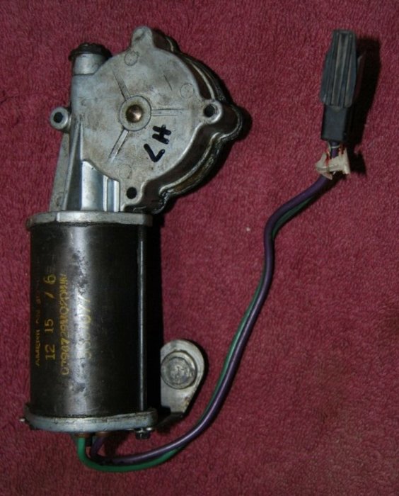 77 L PW Motor.jpg