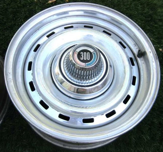 7879 Aluminum Road Wheel 1.jpg