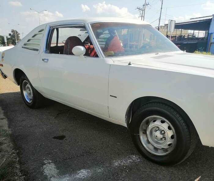 78superbee-white-jal1-02-right.jpg
