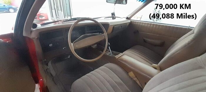79valiantcoupe-red-ags1-08-int.jpg