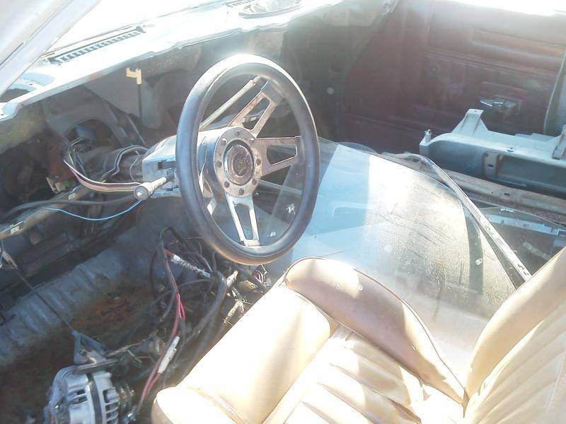 80 wagon inside.jpg