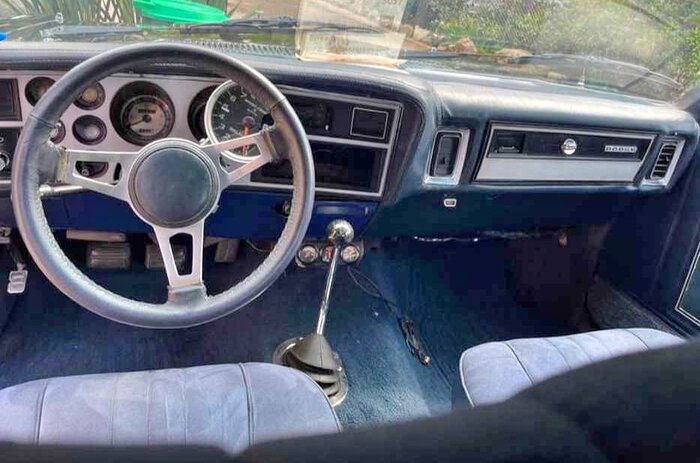 81magnum-black-mich1-10-dash.jpg