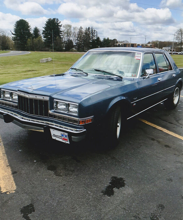 87dodge102520-1.jpg