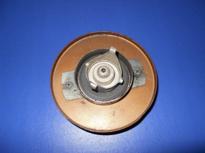 Aspen gas cap 4.jpg