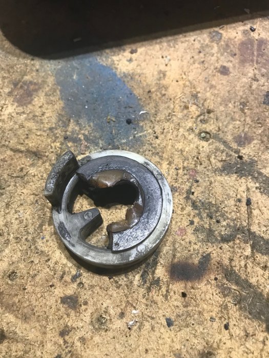 bushing1.jpg