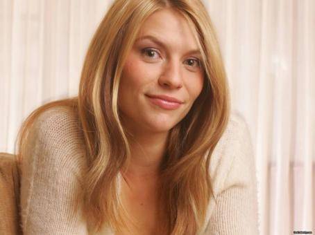 c300e83e-claire-danes-800x600.jpg