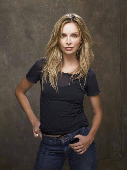 Calista-Flockhart-Leaving-Brothers-And-Sisters-499x665-1.jpg