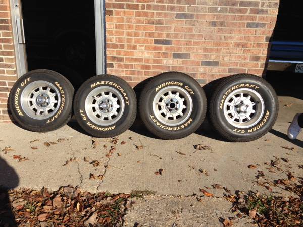 Chrysler Wheels 3.jpg