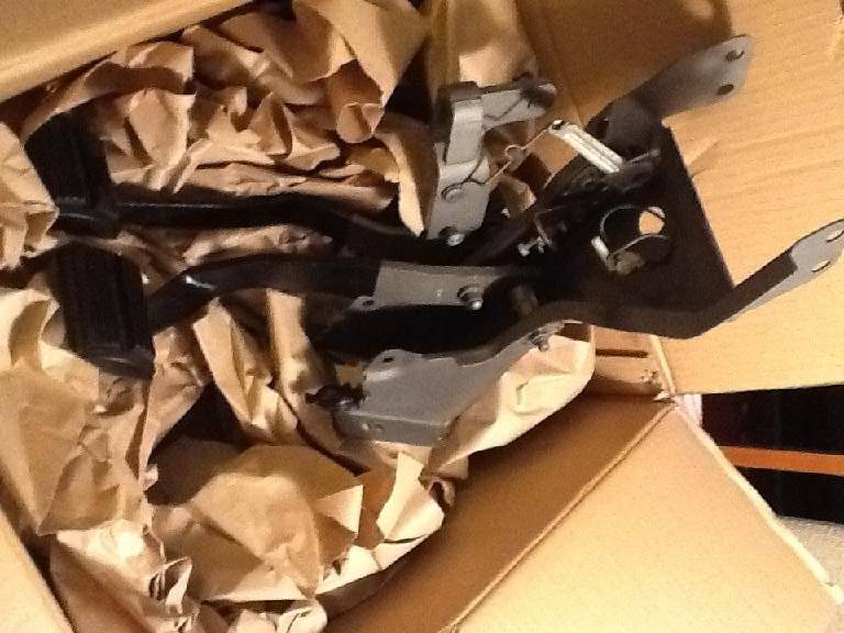 clutch pedal.JPG