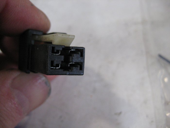 Cruise Control Switch Connector.JPG
