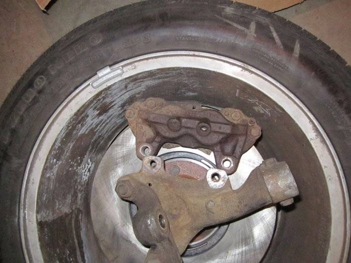 Dakota_Lexus_brakes_15.jpg