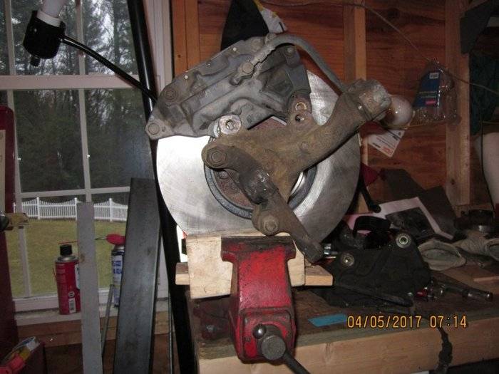 Dakota_Lexus_brakes_8.jpg