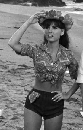 dawn-wells.jpg