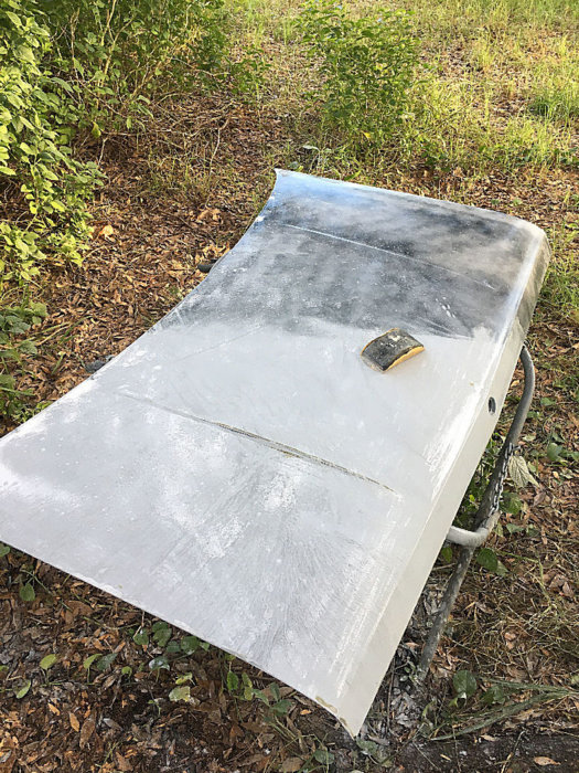 Decklid paint3 rotate.jpg