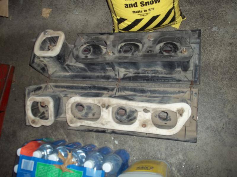 Diplomat tail light white gasket (13).jpg