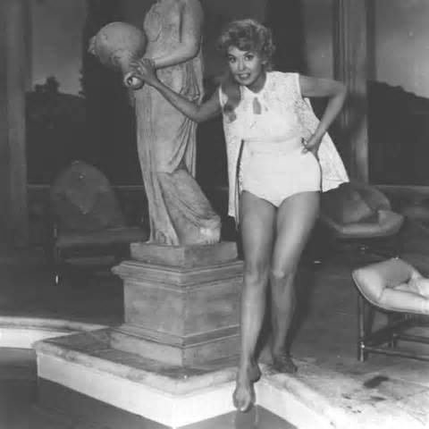 Donna Douglas 4.jpg
