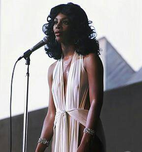 donna-summer-pictures-1976-tw-3540-020-l-1-1.jpg
