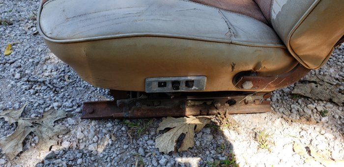 driver controls.jpg