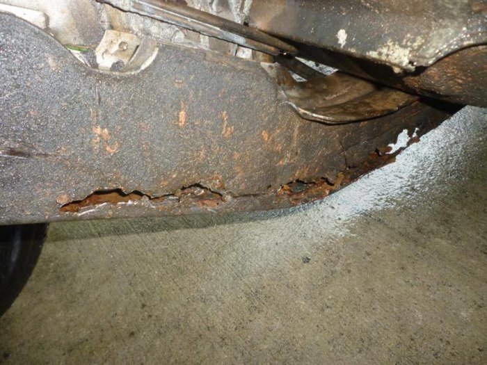 Frame Rail Rot.jpg