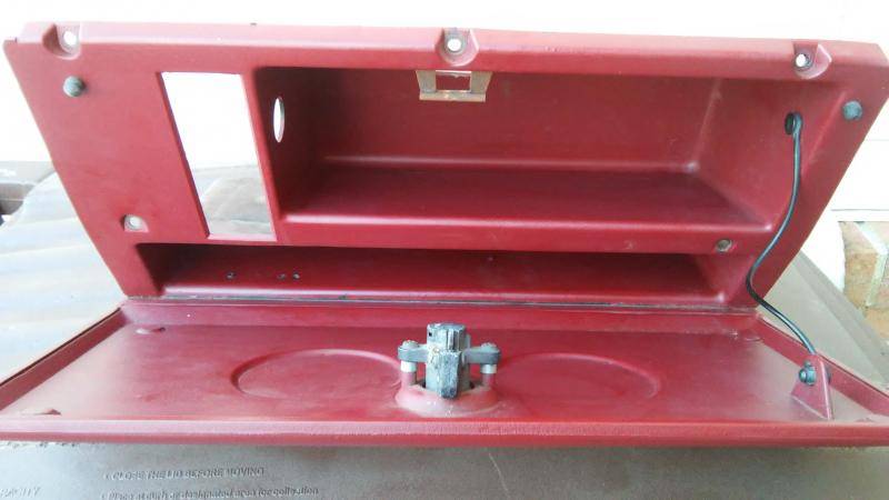 glovebox.jpg