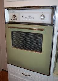 green oven.jpg