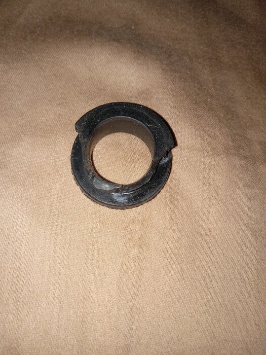 Grommet.jpg