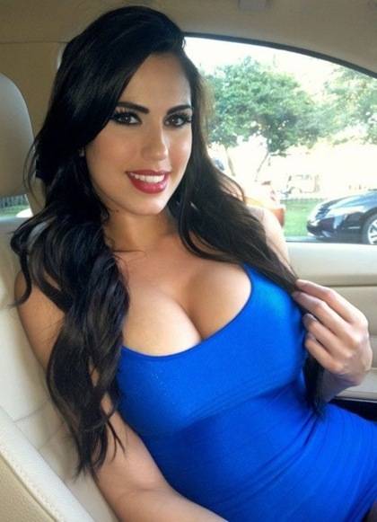 Hot-Sexy-Girls-with-Big-Boobs.jpg