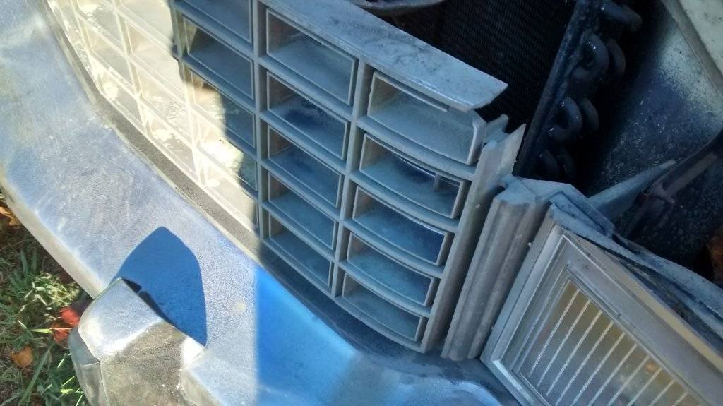 IMG_20161105_094435405_HDR - volare grille.jpg