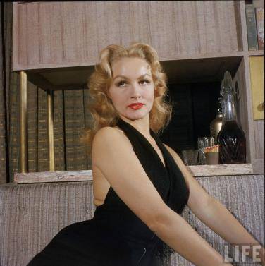 JulieNewmar_Oct1958B-4.jpg