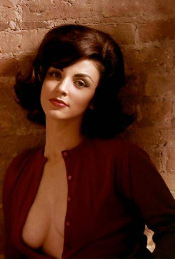 laura-young-1962-10-002.jpg