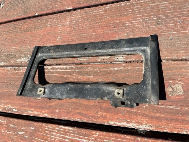 license plate bracket.jpg