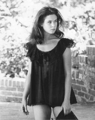 liz_negligee.jpg