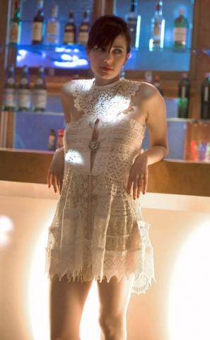 mia-kirshner-ls-008.jpg