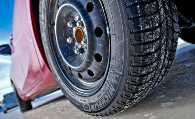 Michelin-X-Ice-Xi3-07.jpg