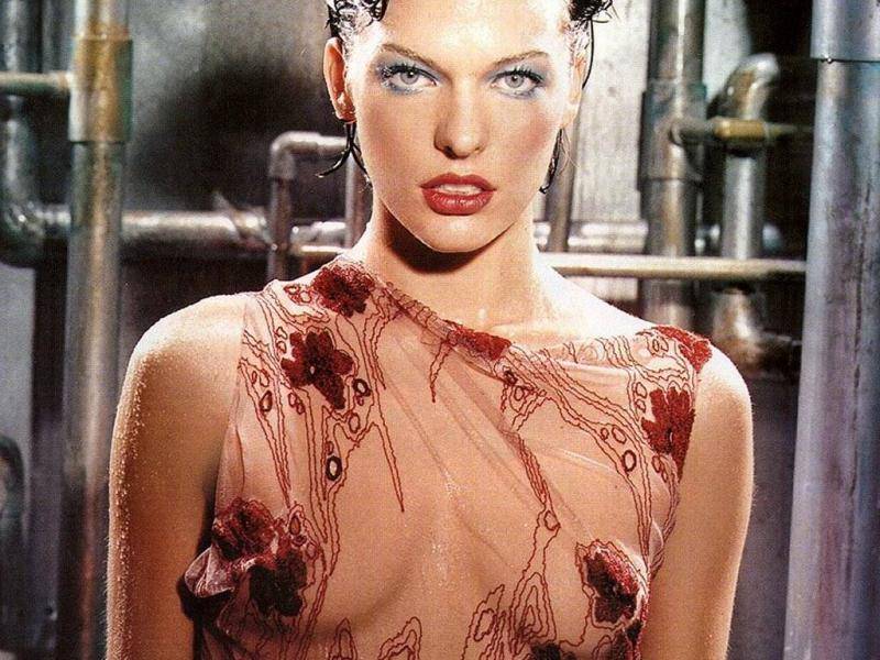 Milla-Jovovich-83.jpg