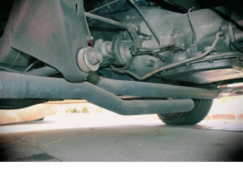 mopar side pipe van pic.jpg