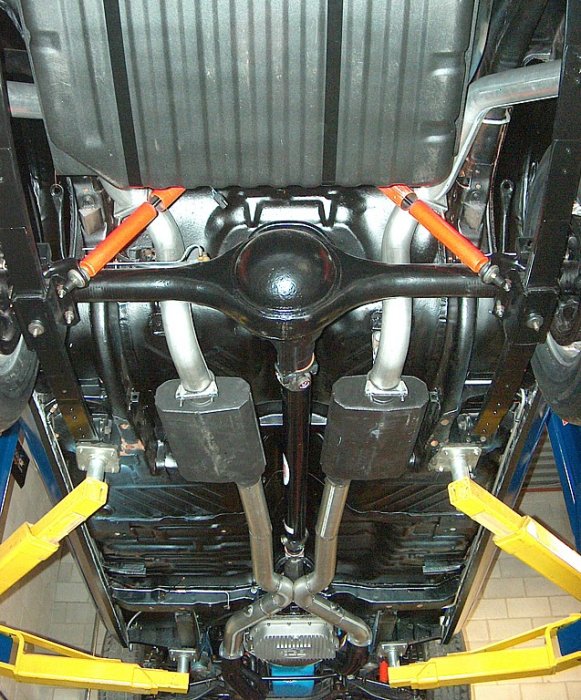 mopar_dual_exhaust.jpg